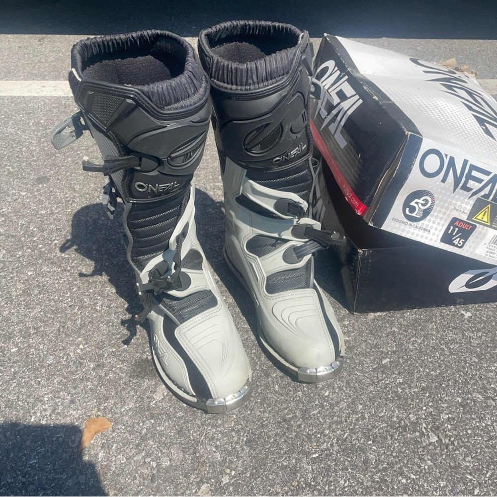 O'Neal Element Motorcycle Boots Off-Road MX Motocross Grey SZ 11. 1 BROKEN STRAP
